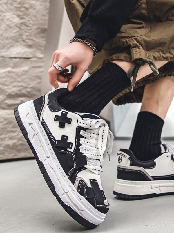 Freizeit-Sneaker mit Cross-Patch für Herren-1